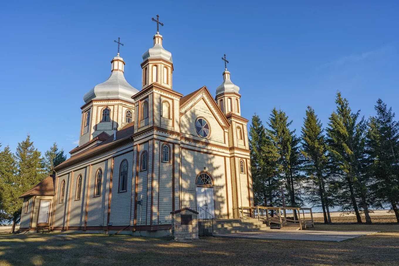 Holy Trinity Parish – Leduc