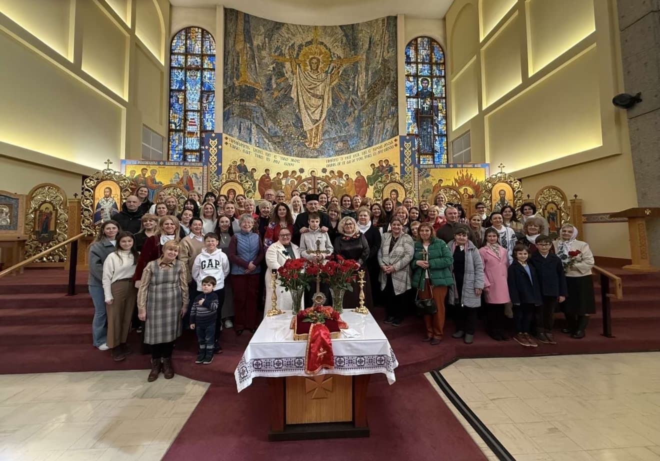 Mothers in Prayer from Calgary and Edmonton Gather Before Hoshiv’s Miraculous Icon